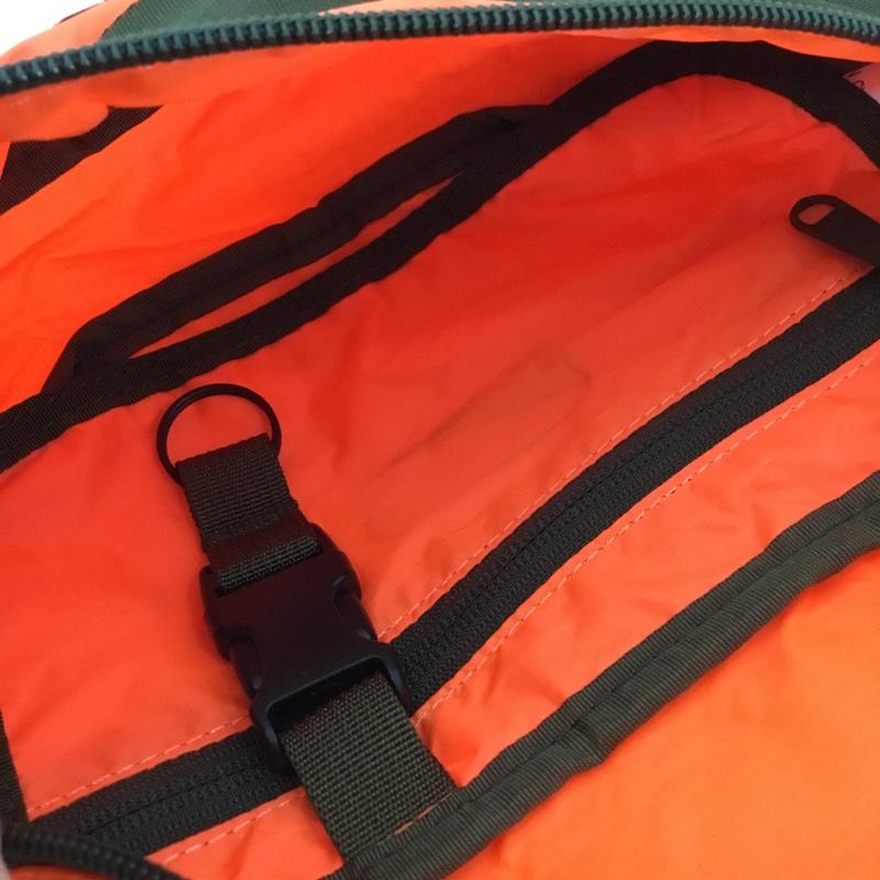 ブリーフィング BRIEFING ウエストバッグ ウエストバッグ BRM181204-040-001 ヒップバッグ ボディバッグ MINI POD SL PACKBLE 折りたたみ ロゴ、文字 橙 / オレンジ /  メンズ USED 古着 中古 10145168