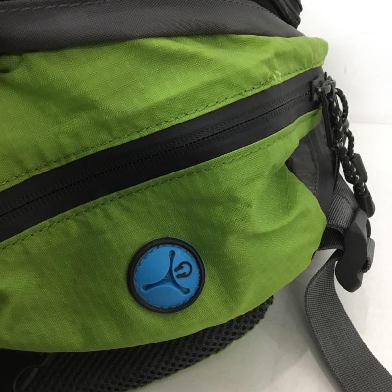 ザノースフェイス THE NORTH FACE リュックサック、デイパック リュックサック、デイバッグ ELECTRON 45 バックパック ロゴ、文字 薄緑 / ライトグリーン / X ダークグレー / ダークグレー /  メンズ USED 古着 中古 10149484
