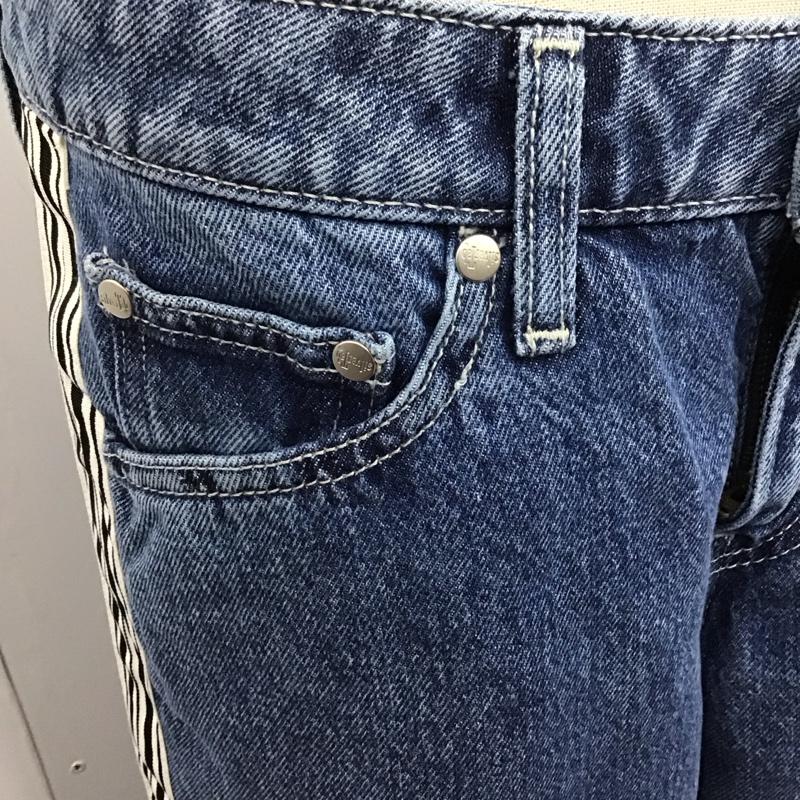リーバイストラウスアンドコー Levi Strauss & co. パンツ デニム、ジーンズ シルバータブ デニムパンツ ワイドパンツ ジーンズ 28インチ 無地 インディゴ / インディゴ /  レディース USED 古着 中古 10120424