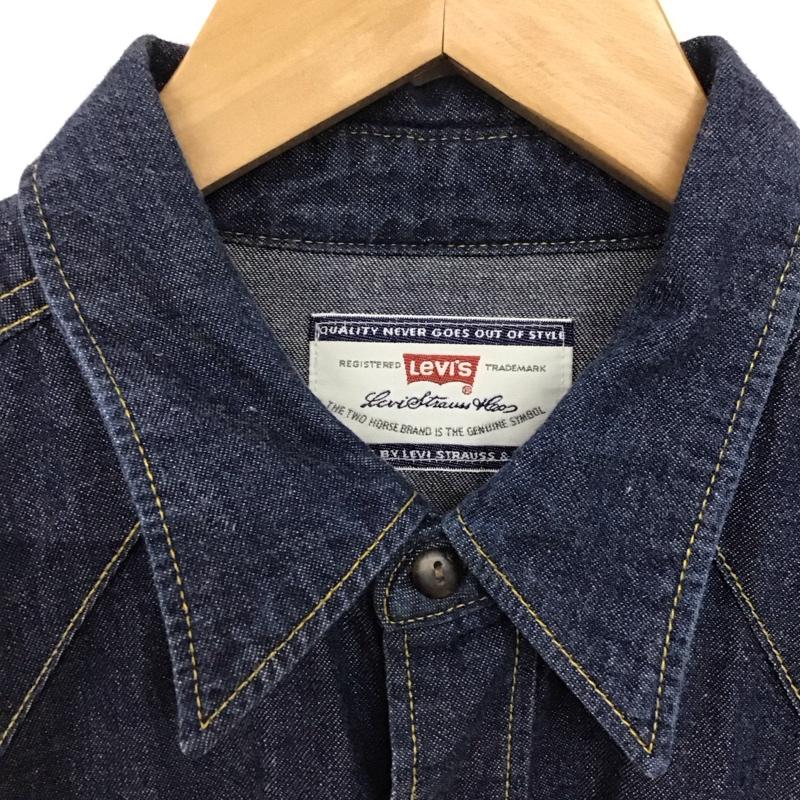 リーバイス Levi s シャツ、ブラウス 長袖 長袖シャツ 無地シャツ カラーシャツ デニムシャツ L ロゴ、文字 インディゴ / インディゴ /  メンズ USED 古着 中古 10140853