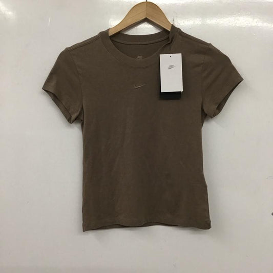 ナイキ NIKE Tシャツ 半袖 fv5509-233 スポーツウェアチルニット 半袖カットソー スポーツウェア XS ロゴ、文字 茶 / ブラウン /  レディース USED 古着 中古 10136438