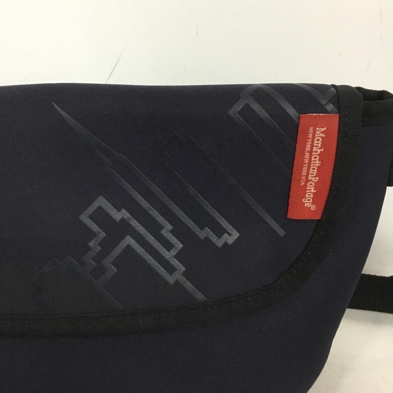 マンハッタンポーテージ Manhattan Portage ショルダーバッグ ショルダーバッグ メッセンジャーバッグ ロゴ、文字 紺 / ネイビー /  メンズ USED 古着 中古 10141654
