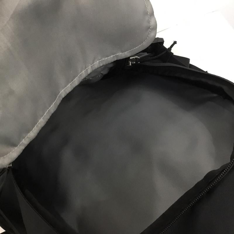 パタゴニア patagonia リュックサック、デイパック リュックサック、デイバッグ Refugio Pack 28L ロゴ、文字 黒 / ブラック /  メンズ USED 古着 中古 10148755