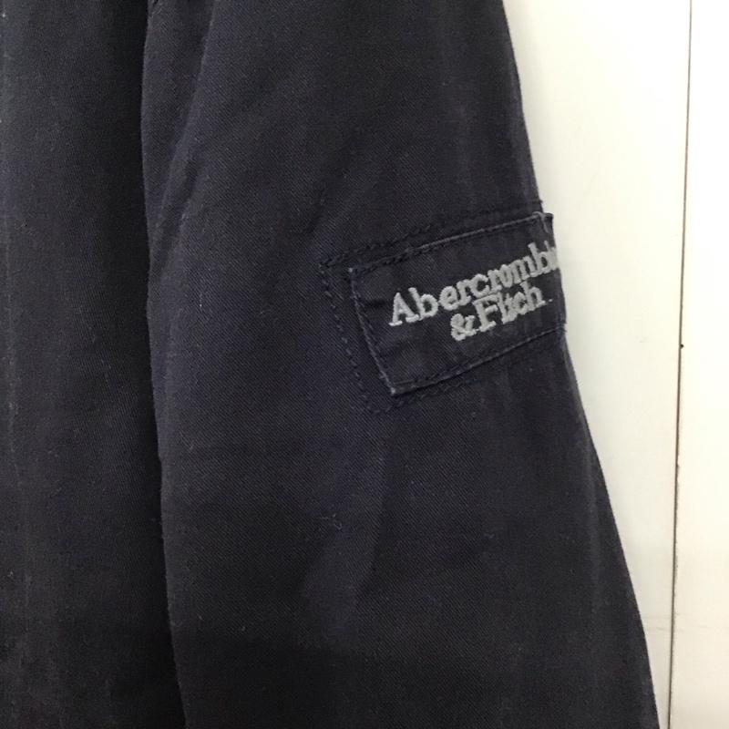 アバクロンビーアンドフィッチ ABERCROMBIE&FITCH ジャケット、上着 ジャンパー、ブルゾン ジップアップジャケット アウター スタンドカラー M ロゴ、文字 紺 / ネイビー /  メンズ USED 古着 中古 10146205