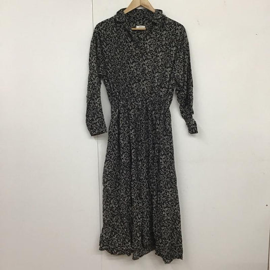 ローリーズファーム LOWRYS FARM ワンピース ロングスカート 長袖ロングワンピース シャツワンピース 前開ボタン FREE 総柄 X プリント X 花柄 白 / ホワイト / X 黒 / ブラック /  レディース USED 古着 中古 10135169