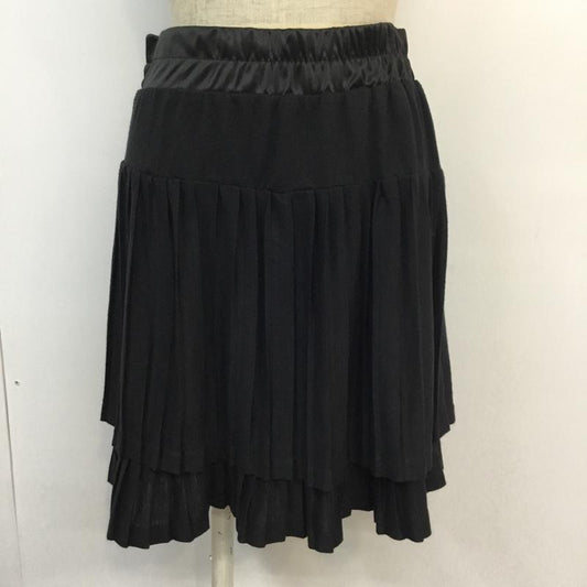 アースミュージックアンドエコロジー earth music&ecology スカート ミニスカート プリーツ 無地 黒 / ブラック /  レディース USED 古着 中古 10047352