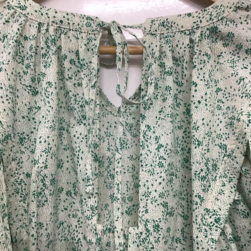 カスタネ Kastane ワンピース ロングスカート 長袖ロングワンピース ノーカラーシャツワンピース フレアスカート FREE プリント 白 / ホワイト / X 緑 / グリーン /  レディース USED 古着 中古 10146474