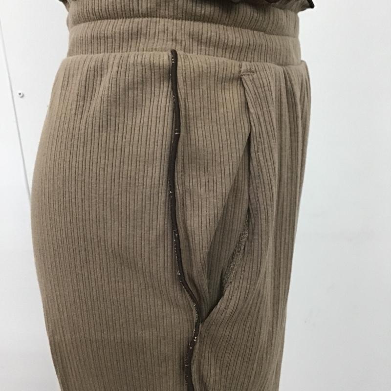 ダブルクローゼット w closet ボトムス ボトムス カジュアルパンツ フレアパンツ スリムパンツ ウエストフリルパンツ FREE 無地 茶 / ブラウン /  レディース USED 古着 中古 10105640