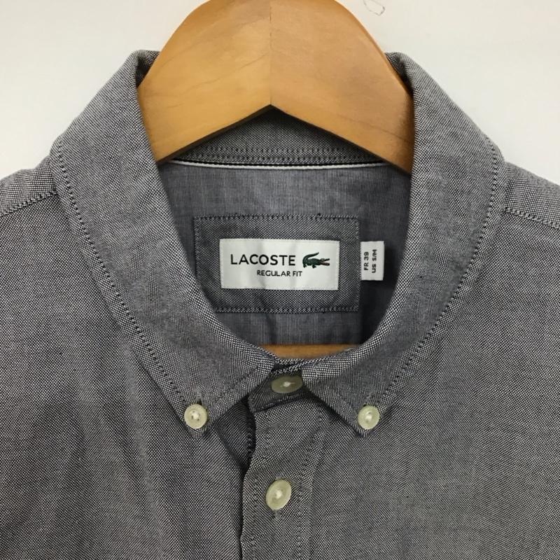 ラコステ LACOSTE シャツ、ブラウス 半袖 半袖シャツ ボタンダウンシャツ カラーシャツ ロゴ、文字 灰 / グレー /  メンズ USED 古着 中古 10146836