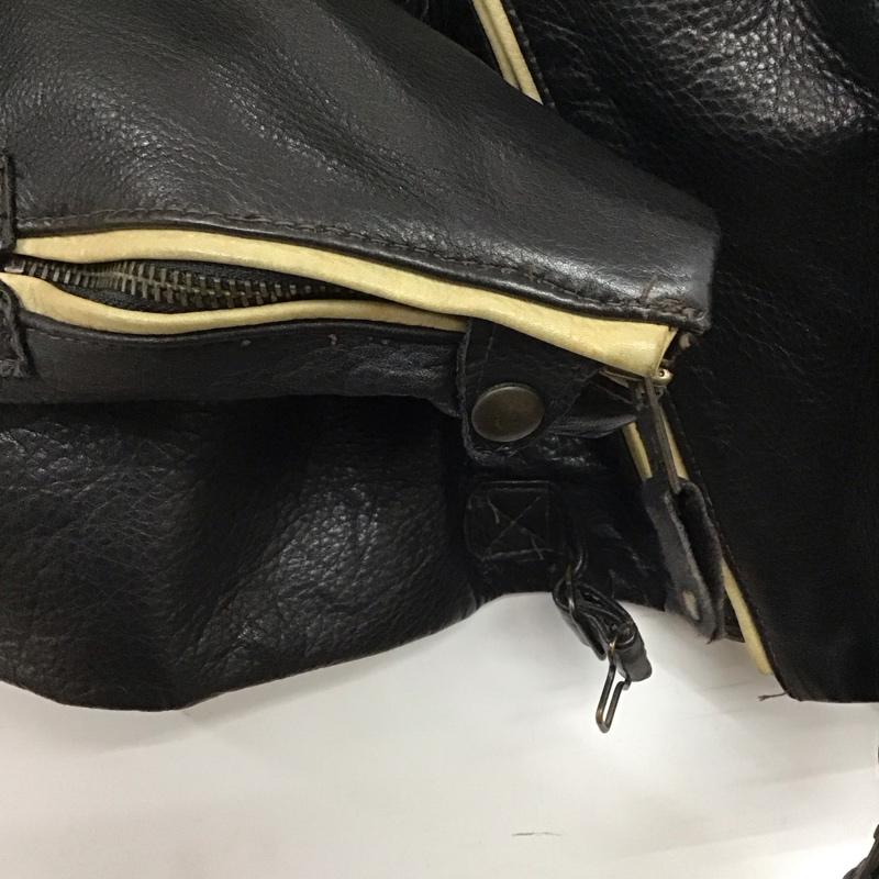 エンポリオアルマーニ EMPORIO ARMANI ジャケット、上着 ジャンパー、ブルゾン ジップアップジャケット レザージャケット アウター 無地 黒 / ブラック /  メンズ USED 古着 中古 10140263