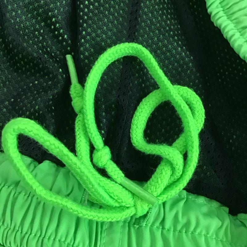 エクストララージ XLARGE パンツ ショートパンツ ショートパンツ ハーフパンツ カジュアルパンツ ナイロンパンツ L ロゴ、文字 緑 / グリーン /  メンズ USED 古着 中古 10142933