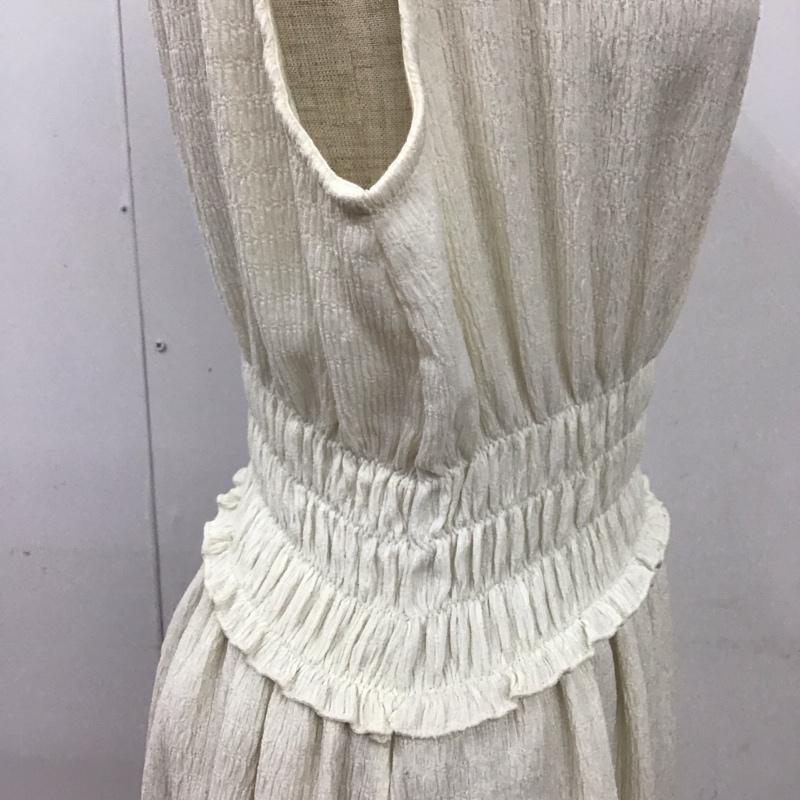 マウジー MOUSSY ワンピース ロングスカート 010ESA80-1100 WAIST SHIRRING CUT DRESS シャーリング FREE 無地 アイボリー / アイボリー /  レディース USED 古着 中古 10112950