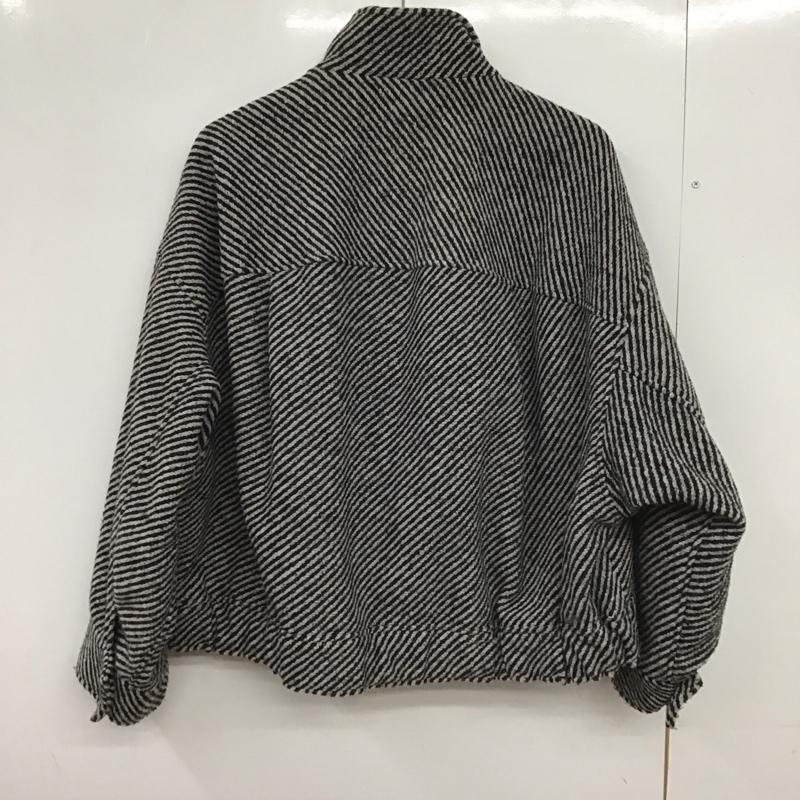 レプシィム LEPSIM ジャケット、上着 ジャンパー、ブルゾン lpu70719AD BIGブルゾン総柄ジャケット FREE  白 / ホワイト / X 黒 / ブラック /  レディース USED 古着 中古 10147756