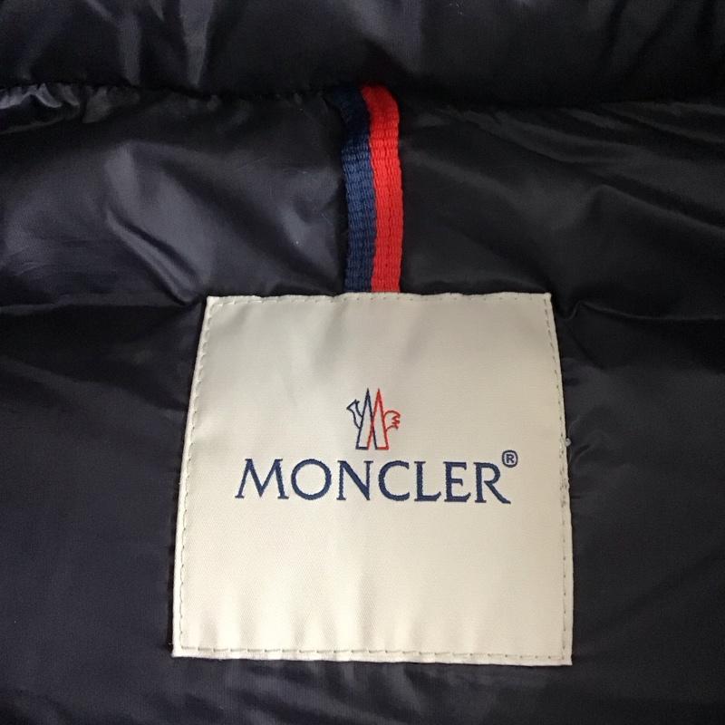 モンクレール MONCLER ジャケット、上着 ダウンジャケット E20914135585 WILLM GIUBBOTTO 2 ワンポイント 紺 / ネイビー / X 白 / ホワイト / X 赤 / レッド /  メンズ USED 古着 中古 10119671