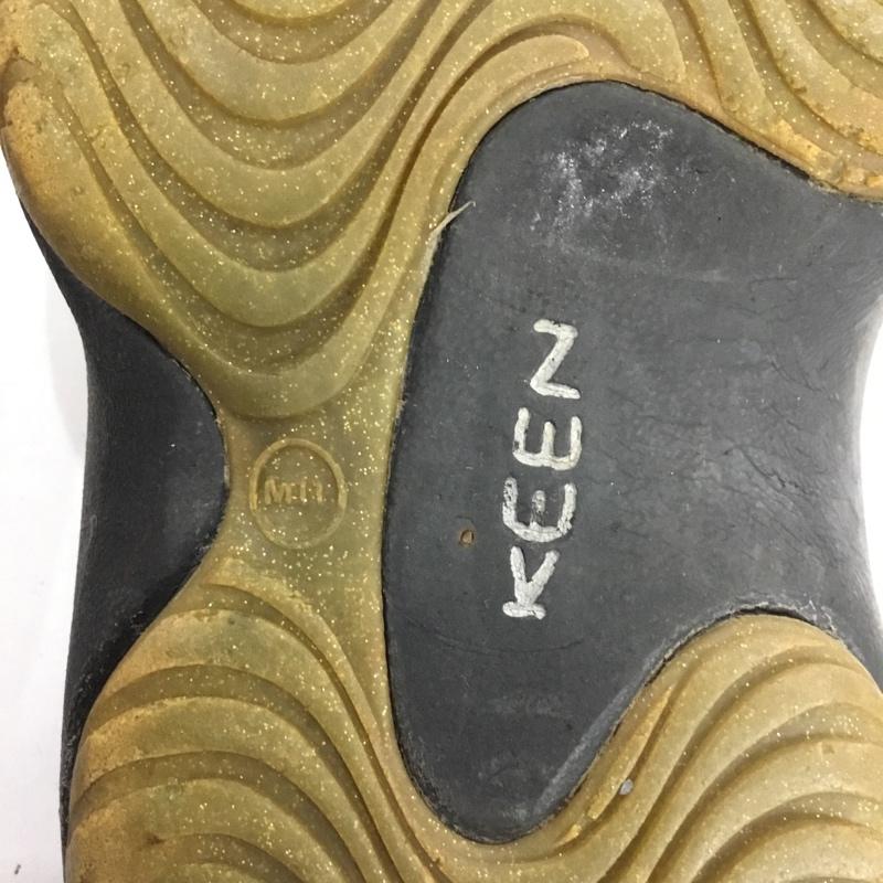 キーン KEEN サンダル サンダル ヨギ アーツ 11 ペイズリー 黒 / ブラック / X 銀 / シルバー /  メンズ USED 古着 中古 10149674