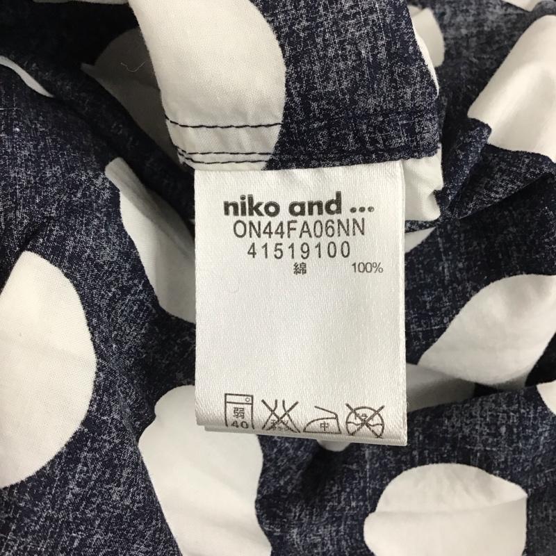 ニコアンド niko and... シャツ、ブラウス 長袖 ON44FA06NN 丸襟 3 ドット 白 / ホワイト / X 紺 / ネイビー /  レディース USED 古着 中古 10123106