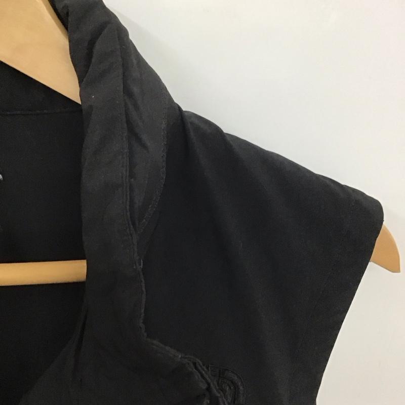 ザノースフェイス THE NORTH FACE ベスト ベスト np21306 ナイロンベスト ジップアップベスト アウター M ロゴ、文字 黒 / ブラック /  メンズ USED 古着 中古 10142875