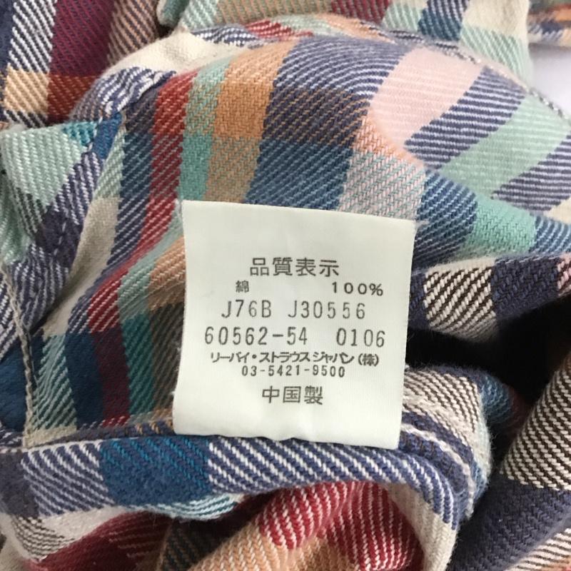 リーバイス Levi s シャツ、ブラウス 長袖 長袖シャツ カラーシャツ ポケットシャツ 長袖カットソー チェックシャツ M チェック マルチカラー / マルチカラー /  メンズ USED 古着 中古 10123966