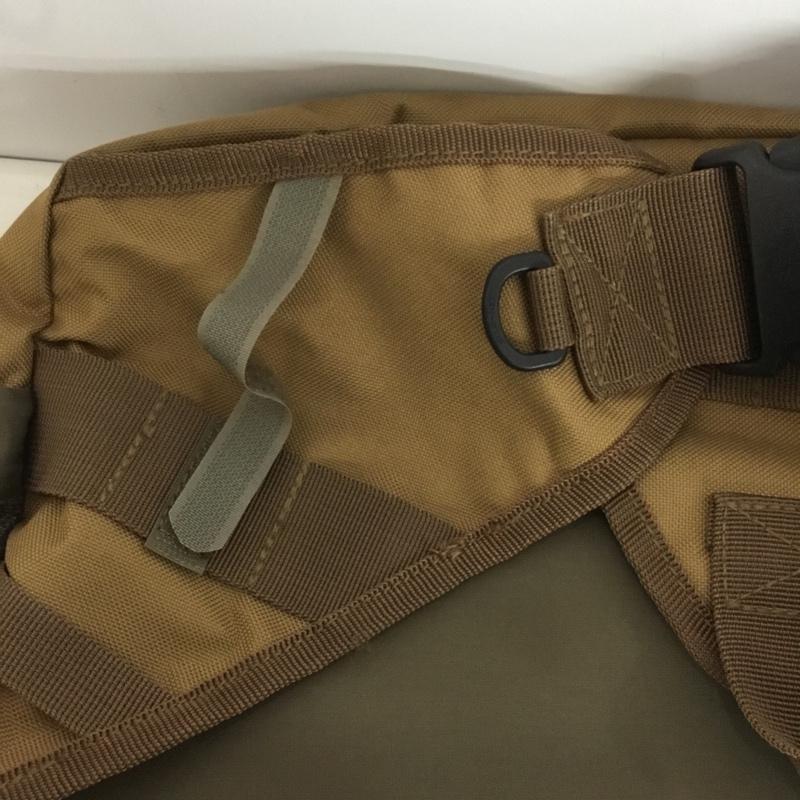 古着 USED バッグ バッグ ワンショルダーバッグ 釣り用バッグ フィッシングバッグ Abu Garcia ロゴ、文字 茶 / ブラウン /  メンズ USED 古着 中古 10140438