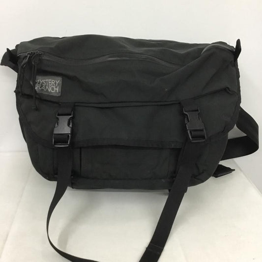 ミステリーランチ MYSTERY RANCH メッセンジャーバッグ メッセンジャーバッグ インベーダー ショルダーバッグ ロゴ、文字 黒 / ブラック /  メンズ USED 古着 中古 10145495