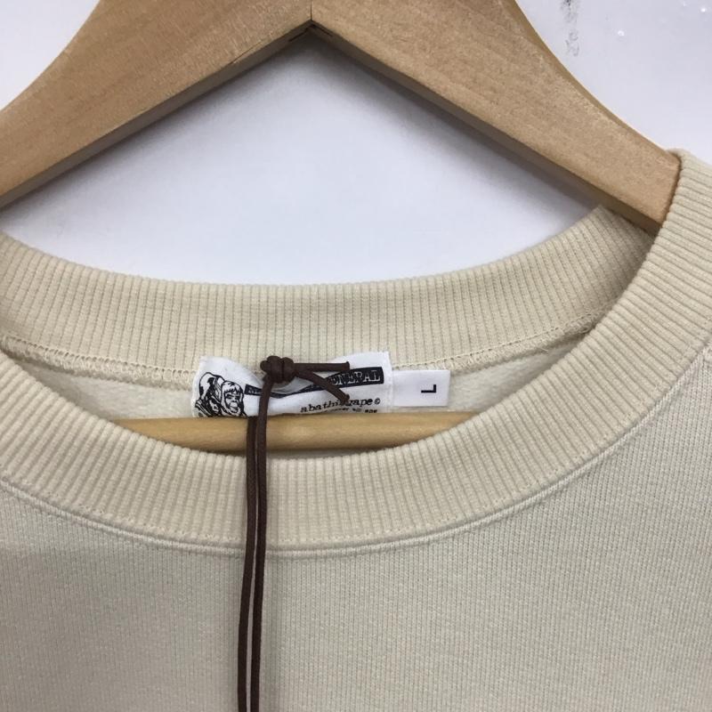 アベイシングエイプ A BATHING APE トレーナー 長袖 長袖トレーナー スウェット クルーネック プルオーバー L ロゴ、文字 アイボリー / アイボリー /  メンズ USED 古着 中古 10138780