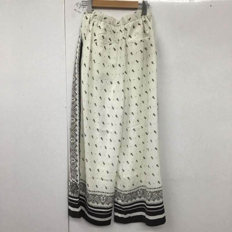 ジーナシス JEANASIS ボトムス ボトムス JS050075AK ストレートワイドパンツ FREE ペイズリー 白 / ホワイト / X 黒 / ブラック /  レディース USED 古着 中古 10129180