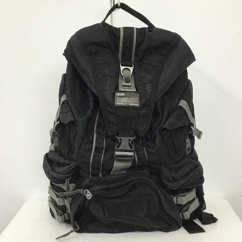 オークリー OAKLEY リュックサック、デイパック リュックサック、デイバッグ 96548-CA35480 バックパック ロゴ、文字 黒 / ブラック /  メンズ USED 古着 中古 10138059