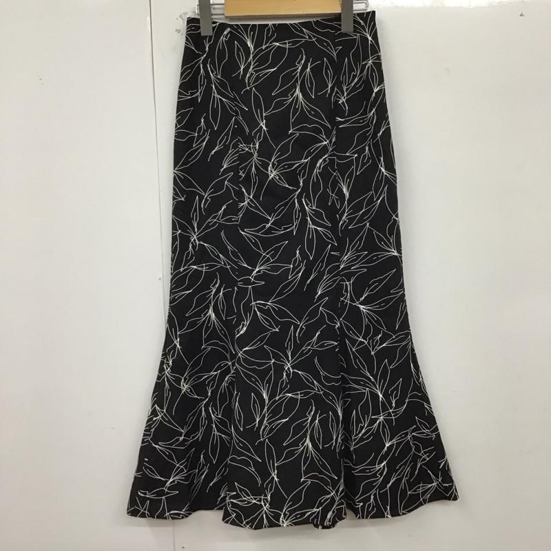 アズールバイマウジー AZUL BY MOUSSY スカート ロングスカート 250HSF31-107C スレンダーマーメードスカート M 総柄 黒 / ブラック /  レディース USED 古着 中古 10129247