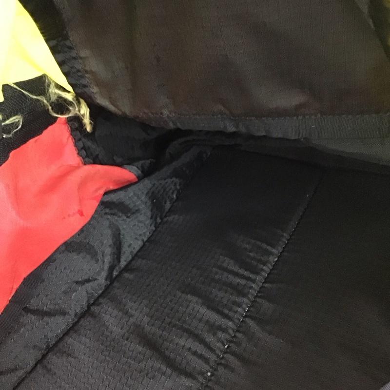 グレゴリー GREGORY リュックサック、デイパック リュックサック、デイバッグ USA製 旧タグ ロゴ、文字 黒 / ブラック / X 赤 / レッド / X 黄 / イエロー /  メンズ USED 古着 中古 10141062