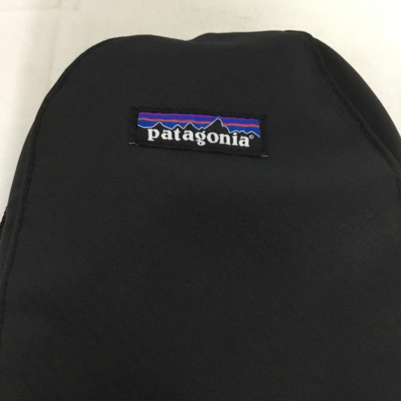 パタゴニア patagonia ポーチ ポーチ STY 49362 SP24 Black Hole Cube 3L ロゴ、文字 黒 / ブラック /  メンズ USED 古着 中古 10138060