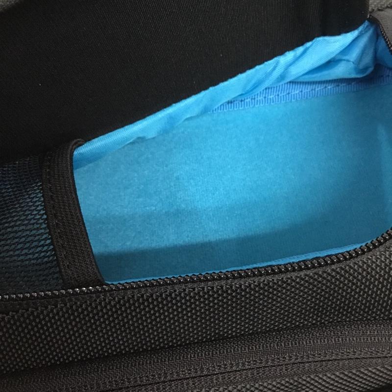 スーリー Thule ブリーフケース、書類かばん ブリーフケース、書類かばん TACLB116 Accent Laptop Bag タグ付き ロゴ、文字 黒 / ブラック /  メンズ USED 古着 中古 10131779