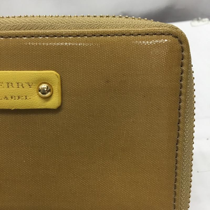 バーバリーブルーレーベル BURBERRY BLUE LABEL ファッション小物 ファッション小物 ラウンドファスナー 小物入れ カード入れ ロゴ、文字 マスタード / マスタード /  レディース USED 古着 中古 10117648