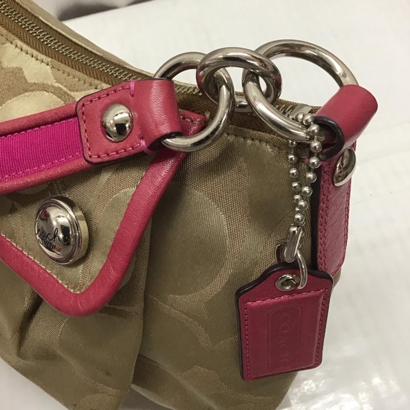 コーチ COACH ハンドバッグ ハンドバッグ F13833 シグネチャー ショルダー 2WAY 総柄 ベージュ / ベージュ / X 桃 / ピンク /  レディース USED 古着 中古 10112185