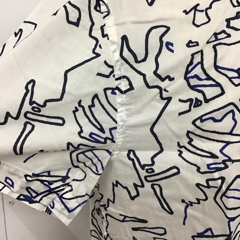アルマーニエクスチェンジ ARMANI EXCHANGE シャツ、ブラウス 半袖 半袖シャツ 総柄シャツ プリントシャツ M プリント 白 / ホワイト /  メンズ USED 古着 中古 10127760