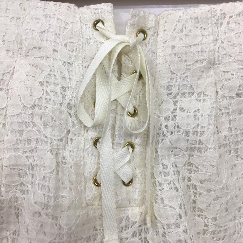 ミスティウーマン mysty woman パンツ ショートパンツ M 無地 オフホワイト / オフホワイト /  レディース USED 古着 中古 10130313