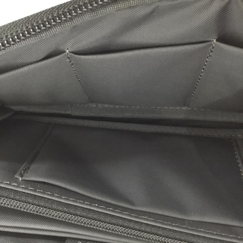 ポーター PORTER 財布 長財布 ラウンドファスナー ロゴ、文字 黒 / ブラック /  メンズ USED 古着 中古 10123644