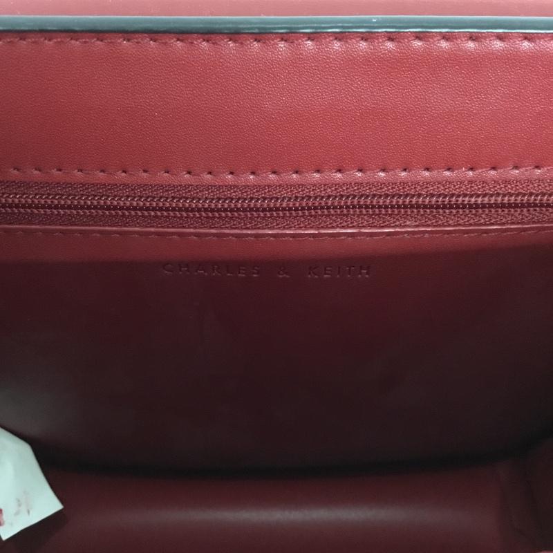 チャールズアンドキース charles&keith ショルダーバッグ ショルダーバッグ CK2-80270098 ロゴ、文字 黒 / ブラック /  レディース USED 古着 中古 10149885