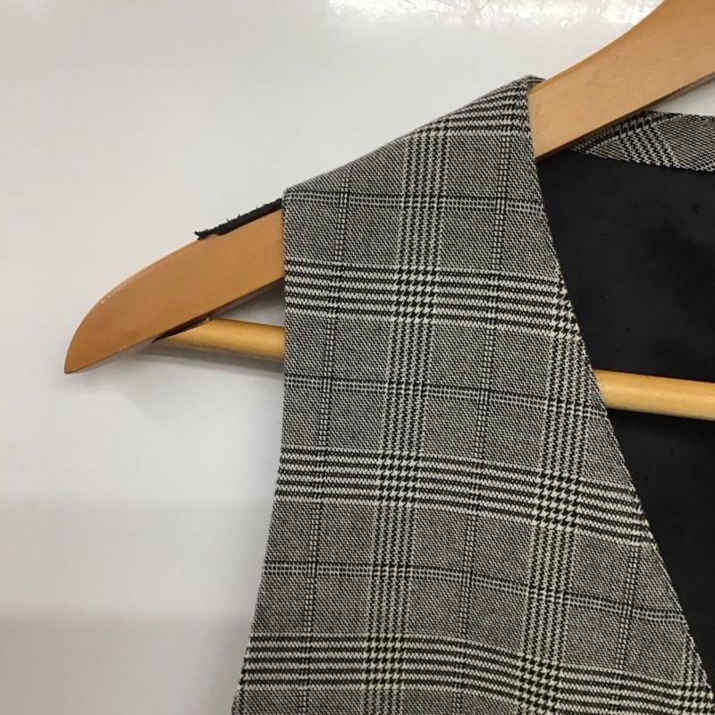 ギャングスタービル GANGSTERVILLE ベスト ベスト ベスト ノースリーブカットソー 前ボタン M チェック 灰 / グレー /  メンズ USED 古着 中古 10141961