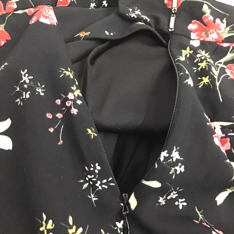 エモダ EMODA ボトムス ボトムス 041740751501-01 CHOOSEワイドタックパンツ M 花柄 黒 / ブラック /  レディース USED 古着 中古 10138978