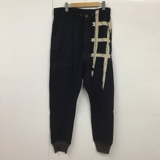 ヴィヴィアンウエストウッドマン Vivienne Westwood MAN パンツ ワークパンツ、ペインターパンツ ワークパンツ ワイドパンツ カジュアルパンツ スウェットパンツ 46インチ プリント 紺 / ネイビー /  メンズ USED 古着 中古 10130994