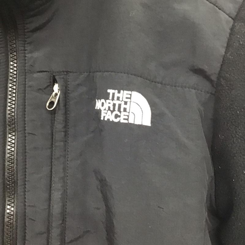 ザノースフェイス THE NORTH FACE ジャケット、上着 ジャケット、ブレザー ジップアップジャケット フリースジャケット アウター M ロゴ、文字 黒 / ブラック /  メンズ USED 古着 中古 10140700
