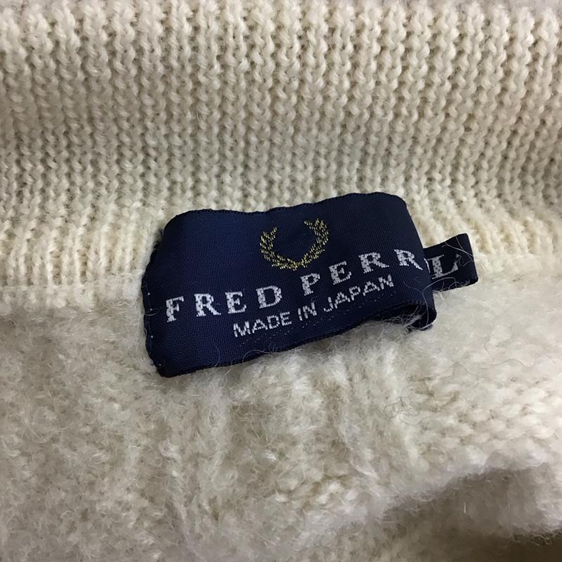 フレッドペリー FRED PERRY ニット、セーター 長袖 長袖ニットカットソー ニット セーター Vネックニット L ロゴ、文字 マルチカラー / マルチカラー /  メンズ USED 古着 中古 10117258