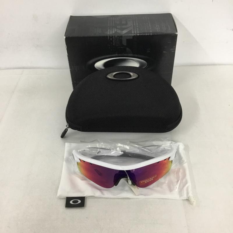 オークリー OAKLEY めがね・サングラス サングラス OO9206-27 RADARLOCK スポーツ サングラス 箱有 プリズム ロゴ、文字 白 / ホワイト / X 灰 / グレー /  メンズ USED 古着 中古 10129365