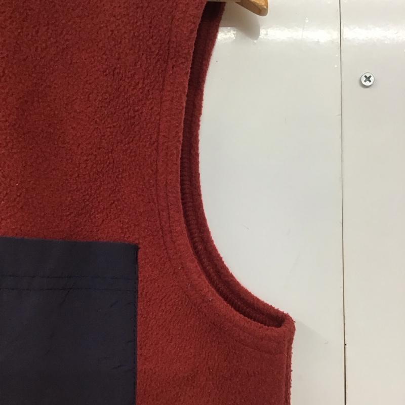 パタゴニア patagonia ベスト ベスト ジップアップベスト フリースベスト ノースリーブ スタンドカラー S ロゴ、文字 赤 / レッド /  メンズ USED 古着 中古 10141977