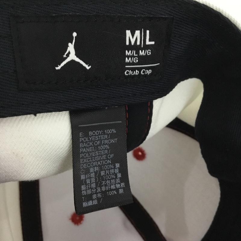 アウェーク AWAKE 帽子 キャップ JORDAN BRAND FZ0625-133 NY U J Club Cap ロゴ、文字 白 / ホワイト / X 黒 / ブラック / X 赤 / レッド /  メンズ USED 古着 中古 10144306