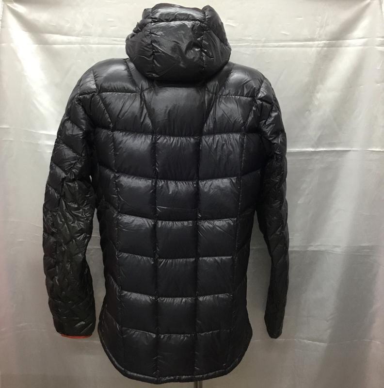 バーグハウス Berghaus ジャケット、上着 ジャンパー、ブルゾン ジップアップジャケット ジャンパー ダウンジャケット カジュアルジャケット アウター XL ロゴ、文字 黒 / ブラック /  メンズ USED 古着 中古 10108254