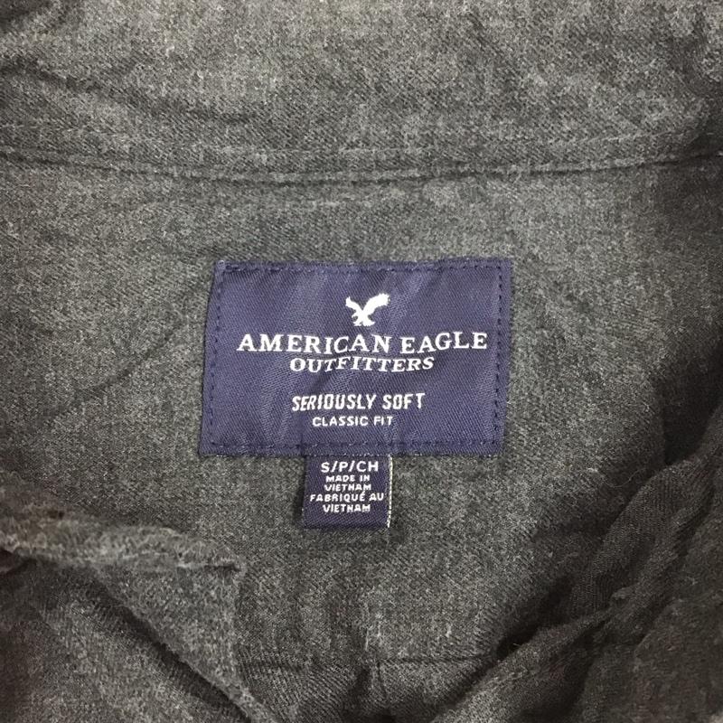 アメリカンイーグル AMERICANEAGLE シャツ、ブラウス 長袖 長袖シャツ カラーシャツ ポケットシャツ 長袖カットソー ボタンダウンシャツ S 無地 灰 / グレー /  メンズ USED 古着 中古 10116871