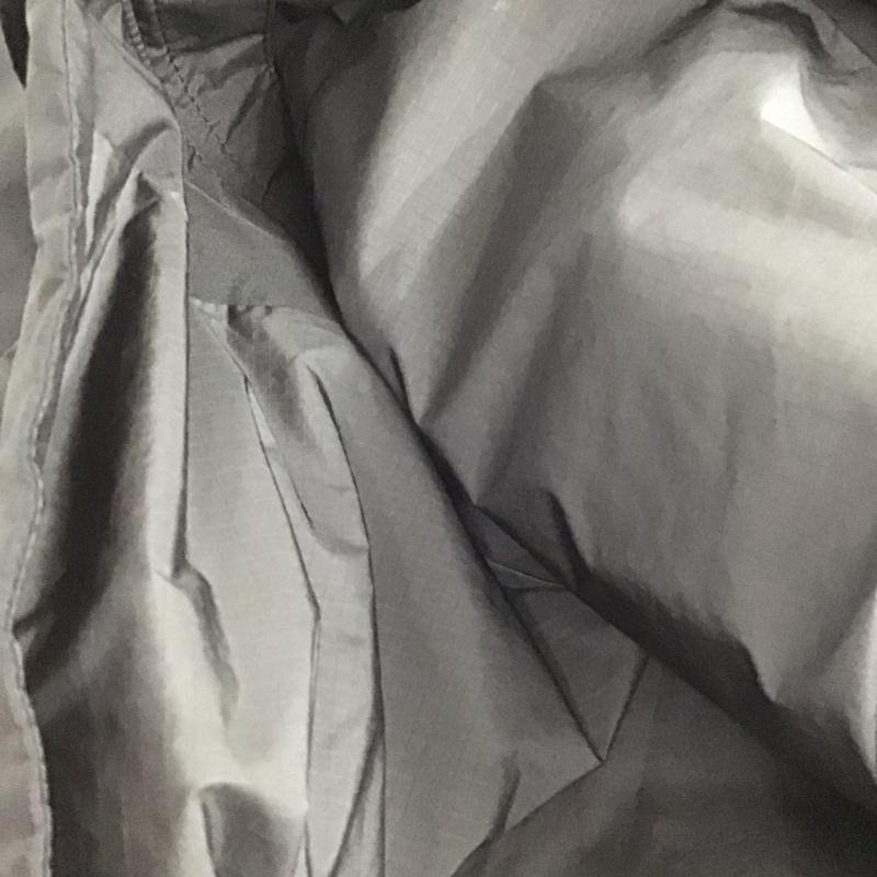 ザノースフェイス THE NORTH FACE ジャケット、上着 ジャンパー、ブルゾン np12435 ストアウェイジャケット M ロゴ、文字 黒 / ブラック /  メンズ USED 古着 中古 10148051