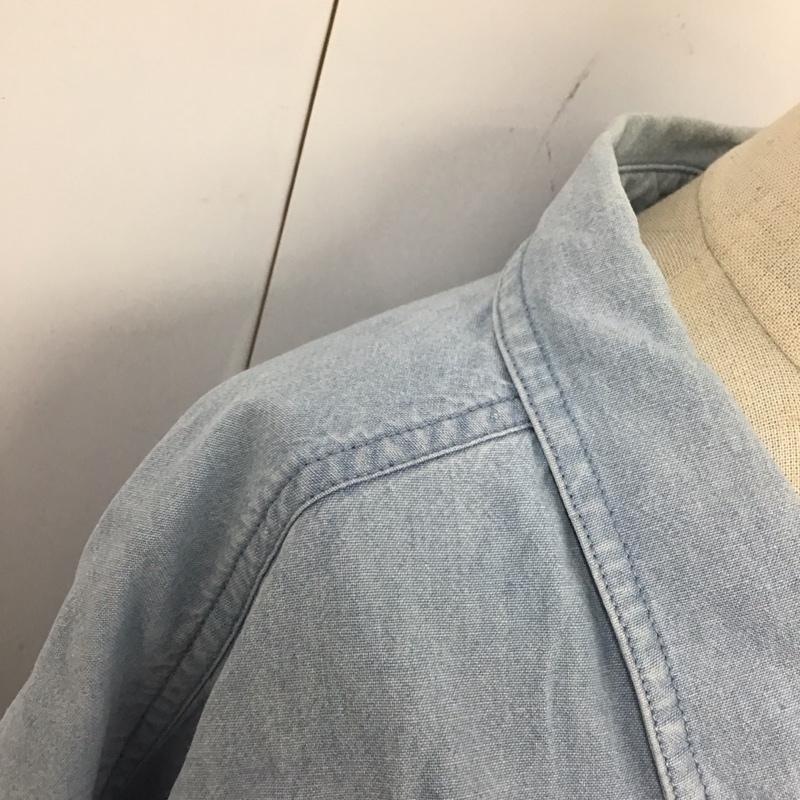 古着 USED シャツ、ブラウス 長袖 WARNER BROS デニムシャツ ワーナーブラザーズ バックスバニー キャラクター 水色 / ライトブルー /  メンズ USED 古着 中古 10120238