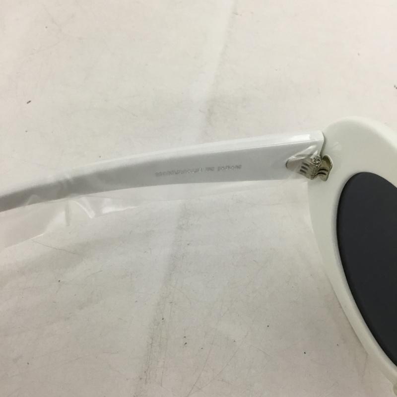 ASIWC ASIWC めがね・サングラス サングラス COCO DE KIMEL ケース付き ロゴ、文字 白 / ホワイト / X 黒 / ブラック /  レディース USED 古着 中古 10145505